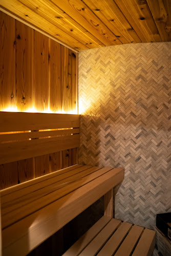 AF1QipMDO6d3pFrBDQNUxW80k_953mMJUEqh4H1-WJK-=w800-h500-k-no