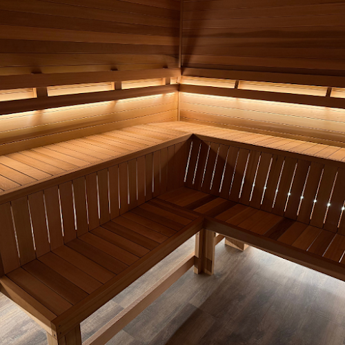 AF1QipNAO0l_sMQtnRQzoPPKohlAKBK_3qTmJKOIe7rF=w800-h500-k-no