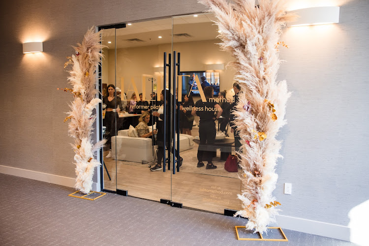 AF1QipN_azijeD_DFC6RhI6kRh4Qv15qNINvF856Olzf=w800-h500-k-no