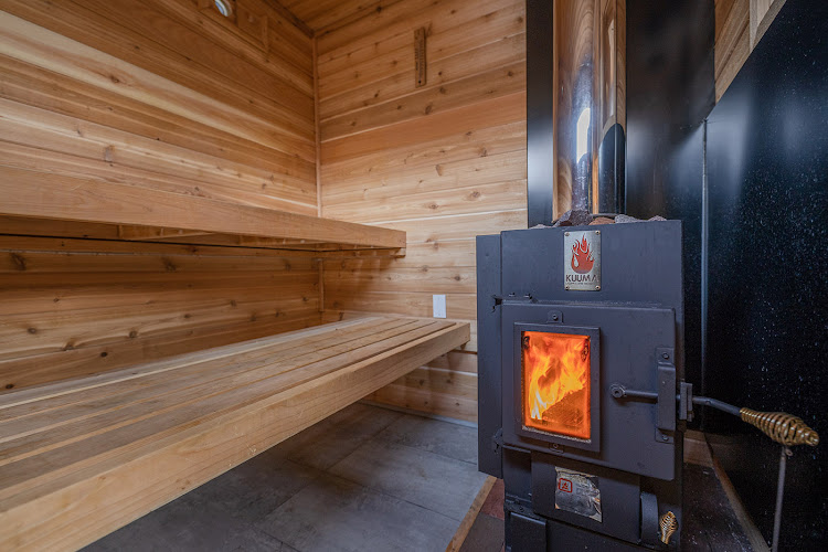 AF1QipO3PyQPXLg-vEOLVuiyOpCobQeq74wA_ZlwLqvm=w800-h500-k-no