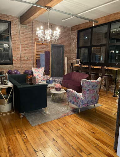 AF1QipOC-Xk-05DE_I36iKBZMj0yv5pROjgNMbHziDyR=w800-h500-k-no