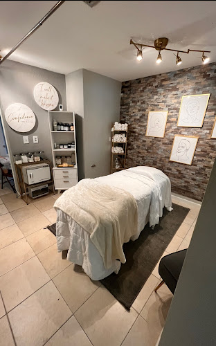 AF1QipOfh18RwQ-Hu5SY2j4vkA6Zdli8W_JEZXej6Mem=w800-h500-k-no