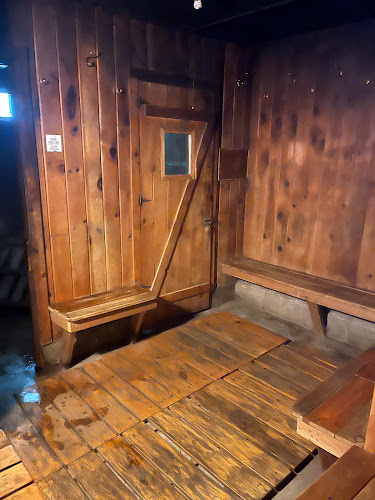 AF1QipP5QsFEc1-S2tsZcRXw0EcZySymfay9sWKrOBs3=w800-h500-k-no