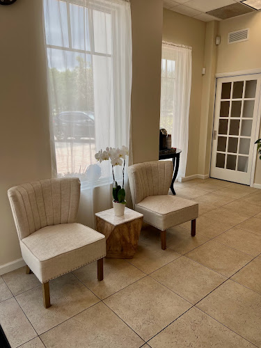 AF1QipP9FYpRZzzT9A6yJ4UyEKQ7eke6-FSrM-I0RcjR=w800-h500-k-no