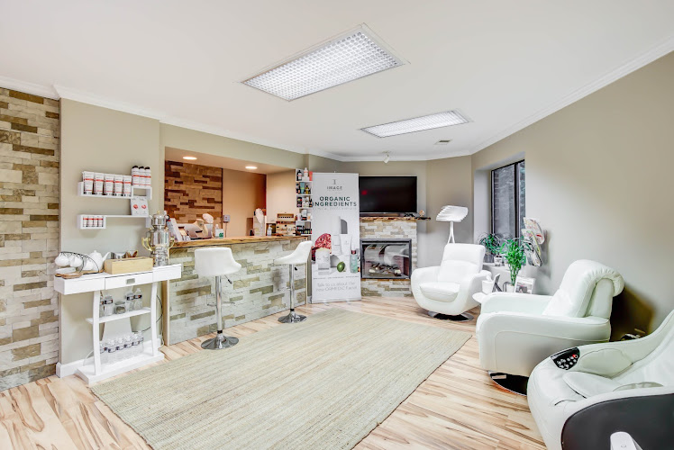 AF1QipPKAyT7rQVc6dsgxnYt9wyBrEwsafTSO5oV52Nq=w800-h500-k-no