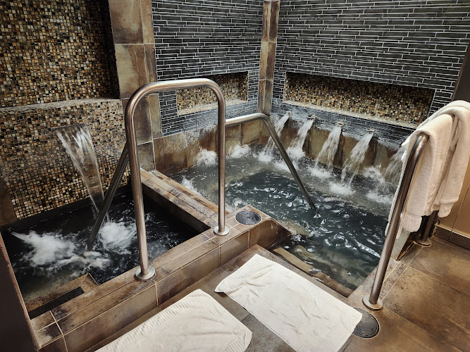 AF1QipPOnJ6kUfHnpnfXWK4VHiXcRc9FubI-FnRfhnu8=w800-h500-k-no