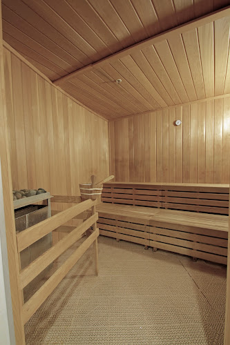 AF1QipPjmowVg2121FXuVekv76IIKdcD7K6Sg-0DNnZ4=w800-h500-k-no